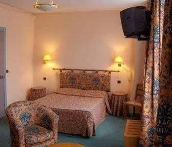 Hotel Terminus Tours Esterno foto